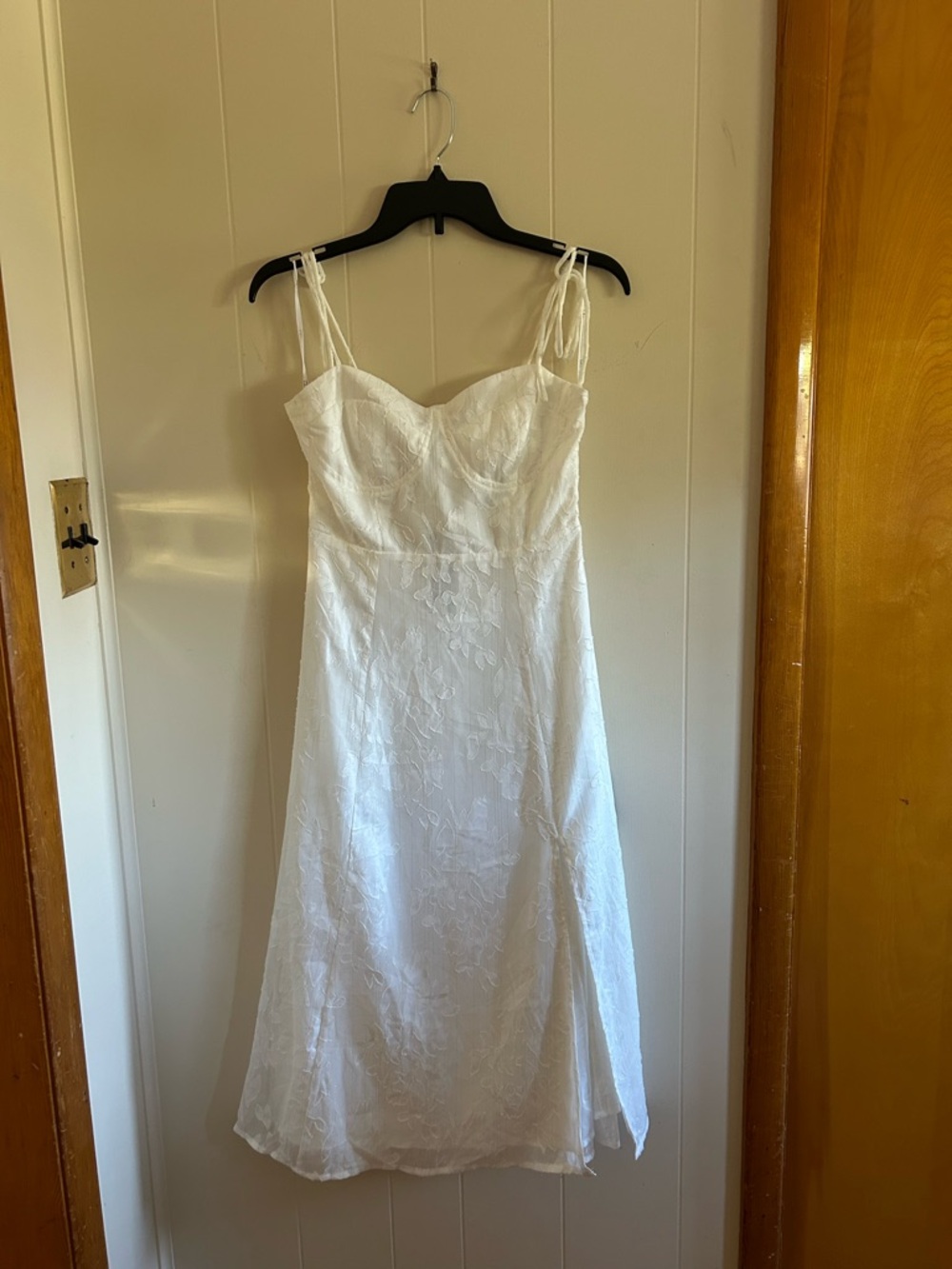Lulu White Spaghetti Strap Lace-Overlay Dress